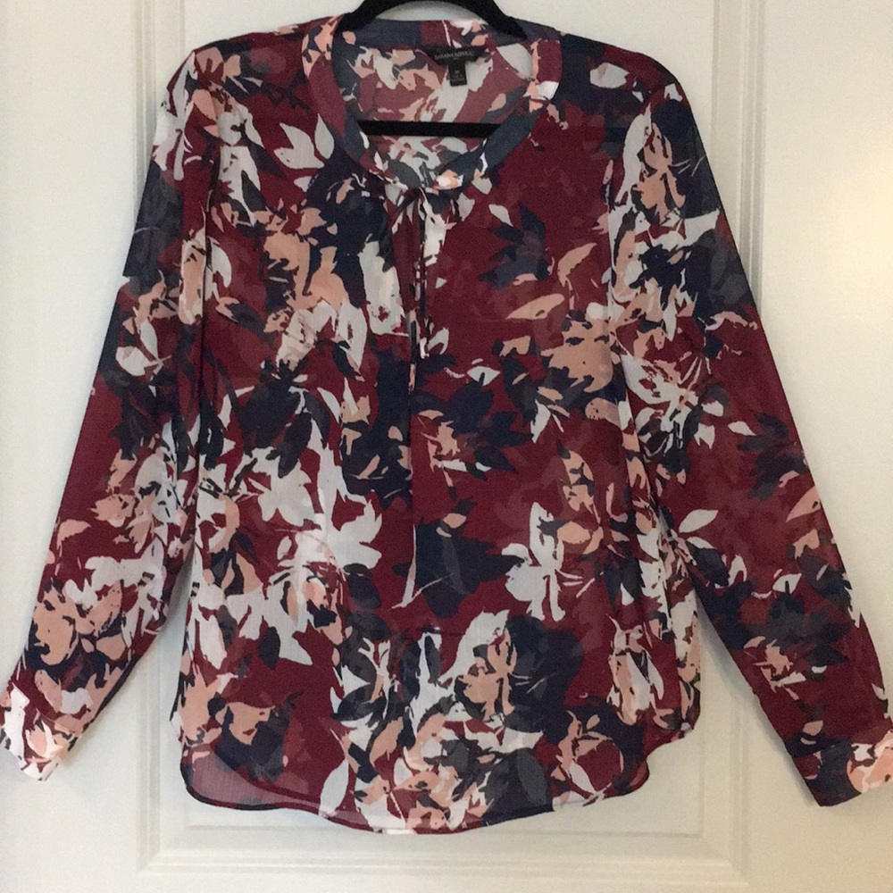 Banana Republic pullover blouse